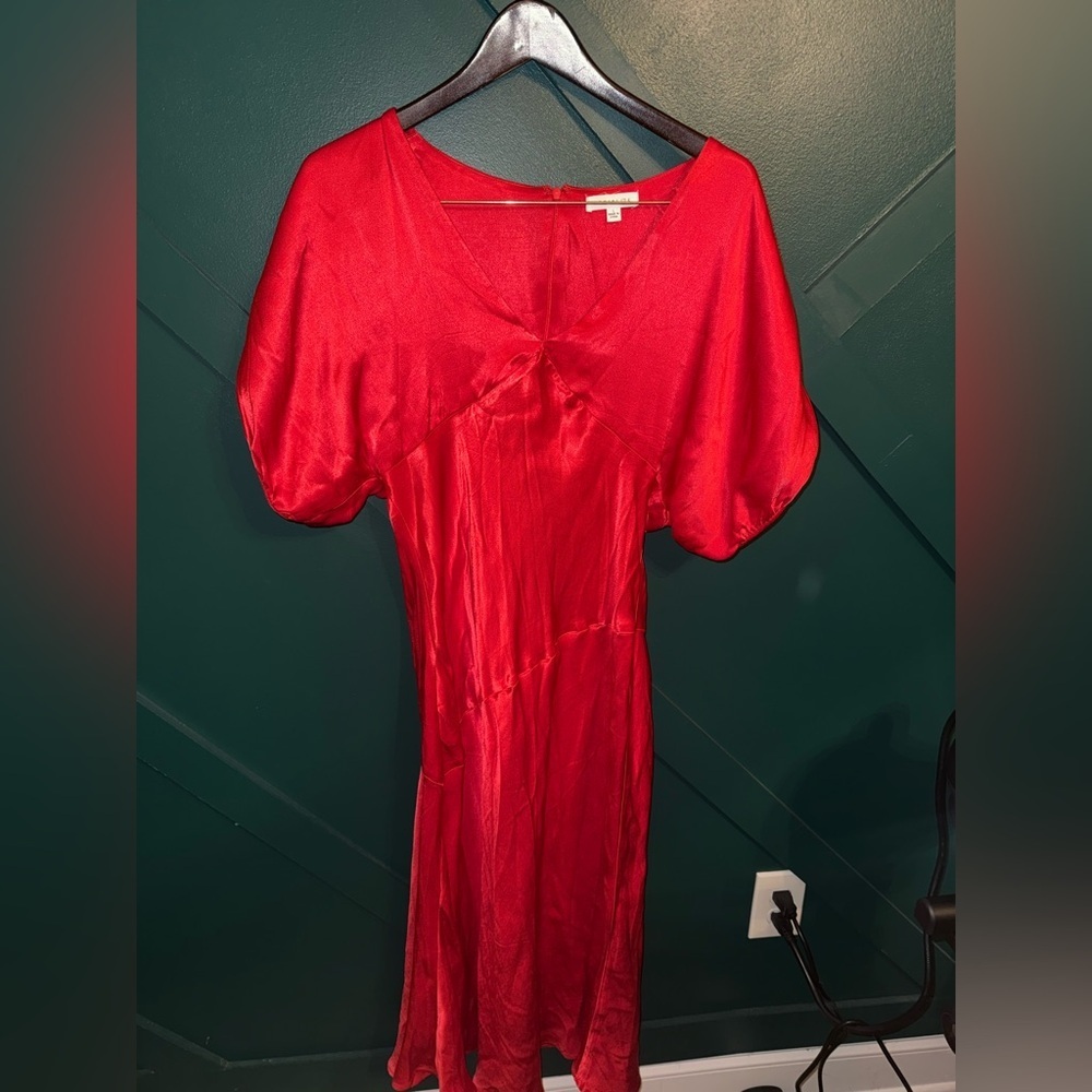 Socialite Vibrant Red Midi Dress
